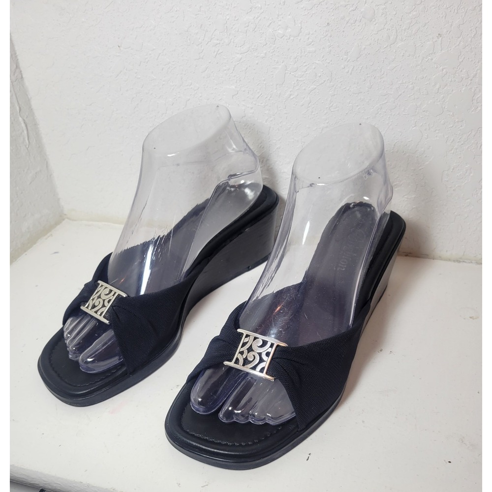 Brighton Isabel Shoes Black Microfiber Silver Metal Piece Size 8.5 M